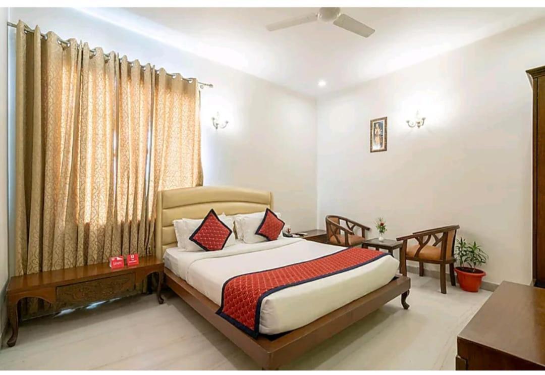 Hotel Agra Grande By Goyal Hoteliers Buitenkant foto